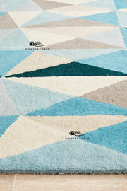 MEADOW HAND TUFTED RUG #08