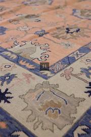 HOME DECORE OUSHAK HAND KNOTTED RUG